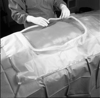 3M™ Steri-Drape™ Pouches, 30" x 30", Incise 13" x 17"