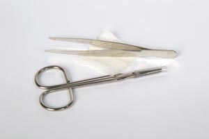Medical Action Gent-L-Kare® Sterile Sut. Remvl Kits: WF Littauer Scissors, Mtl Forceps, 2&quot;x2&quot; Ga