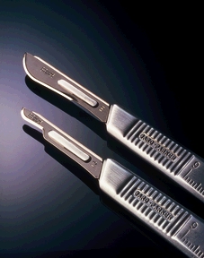Aspen Bard-Parker® Stainless Steel Blades, Sterile, Size 23, 50/bx