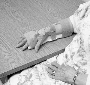 3M™ Coban™ Self-Adherent Wrap, 6" x 5 yds, Latex Free (LF), Tan, Sterile, 12 cs