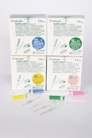 Terumo Surflash® IV Polyurethane Catheters - 22G x 1", Blue, 50/bx