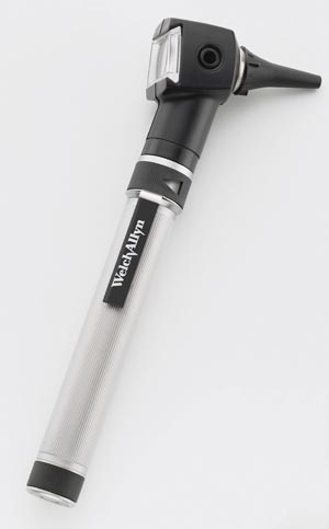 Welch Allyn 2.5V Pocketscope™ Otoscope/Throat Illuminator, Handle, Rechargeable Batt & Soft Case