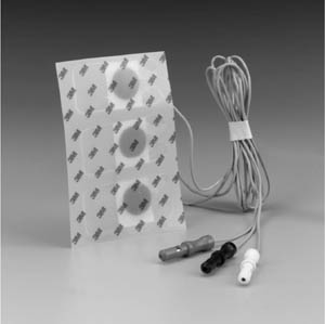 3M™ Red Dot™ ECG Neonatal, 2cm x 4cm, Pre-Wired Radiolucent Electrode with Clear Tape