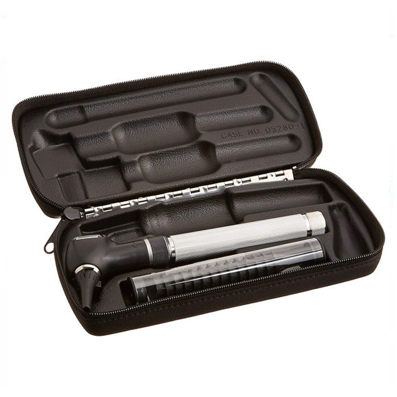 Welch Allyn 2.5 V Halogen PocketScope with Fiber-Optic Otoscope, Throat Illuminator, Handle and Hard case