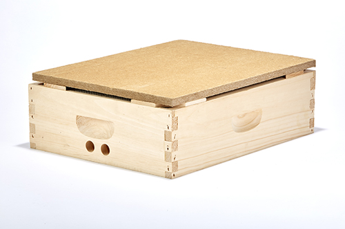 Little Giant HOTBOX Bee Winterizer w Moisture Board