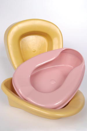 Bed Pan, Gold, Large, Commode Style, Stackable, Disposable