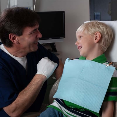 Oral Surgery Bib, 18" x 25", 3-Ply, Blue
