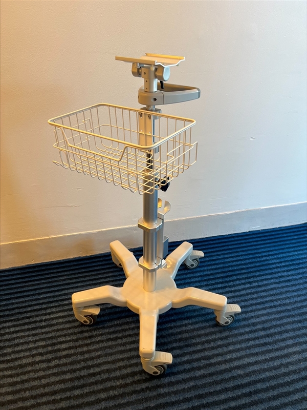 Sunken Base Rolling Stand, w/Basket, No Rubber Case