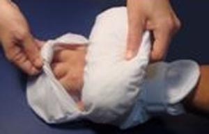 Adult Mitts, Easy-View, Double Padded, Flap To View Fingers (Without Straps), Latex-Free, One Size