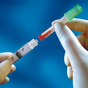 [303392] BD Twinpak™ Dual Cannula Device/5mL/for Interlink®, Abbott LifeShield® or SafeLine
