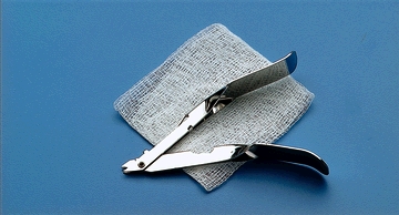 [770] Busse Skin Staple Remover Kit, 4 Dispensers of 12 ea, Sterile