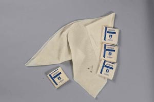 [5460] Amd Medicom Triangular Bandage with Safety Pins, 40" x 40" x 56", Strong Muslin, 12/pk