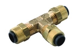 [0036] 1/4" Poly Tee