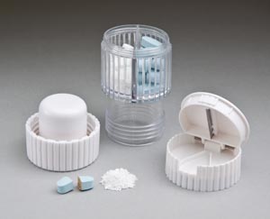 [6343] 3-In-1 Pill Cutter & Crusher