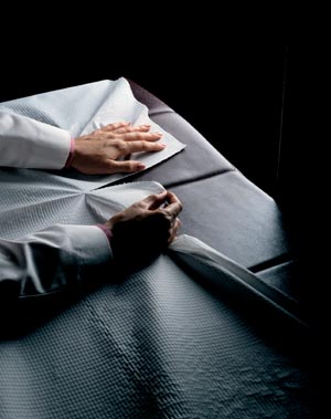 [072] Graham Medical Poly-Perf® Perforated Sheets Table Paper, 18" x 125", 9/cs (64 cs/plt)