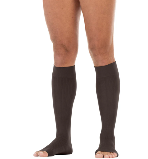 [6052721] BSN Medical/Jobst For Men Knee High w/SoftFit Band, 20-30 mmHg, Open Toe, Brown, Med